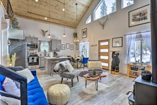 1 Mi to St Marys Glacier Trail Modern Mtn Cabin! - 4