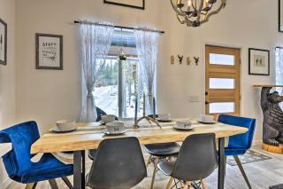 1 Mi to St Marys Glacier Trail Modern Mtn Cabin! - 3