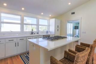The Penthouse - Folly Beach - 6
