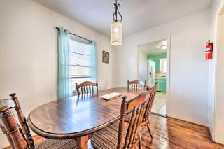 Yard with BBQ Pit Getaway Near Dtwn Temple! - Temple - 1