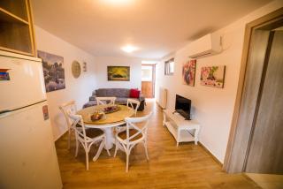 Coco & Michel House - 5
