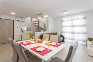 Apartment in Podstrana-Sv Martin with sea view, terrace, air conditioning, WiFi 4777-1 - Sveti Martin - 9