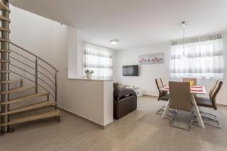 Apartment in Podstrana-Sv Martin with sea view, terrace, air conditioning, WiFi 4777-1 - Sveti Martin - 8