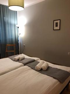 EU metro station, City Center, lovely 3-bedroom apartment, free parking - 5