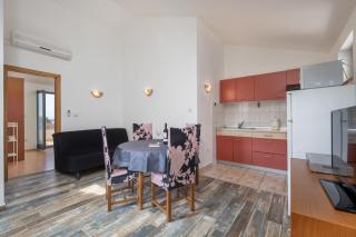 Apartment in Supetarska Draga with sea view, balcony, air conditioning, WiFi 3321-3 - 5