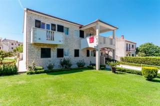 Apartment in Supetar with sea view, terrace, air conditioning, WiFi 3361-1 - 0