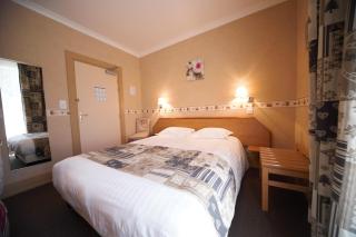 Hotel Le Bellevue - Saint-Hippolyte - 2