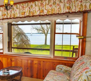 Sandaway Suites & Beach - 8