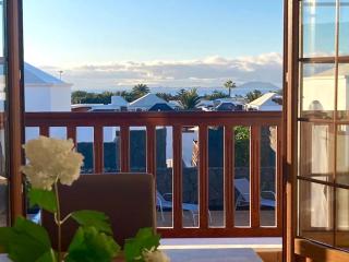 Luxury 4-Bedroom Villa With Heated Pool + Sea View - 1