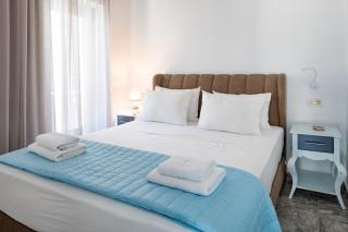 Plori - Molos Apartments - Loutro - 2