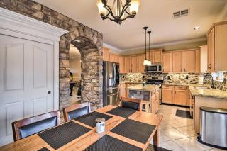 3 Mi to Golf Home with Outdoor Oasis in Surprise - 3