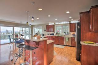 Secluded Home with Pool about 14 Mi to Coeur dAlene! - Post Falls - 4