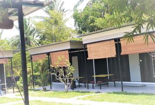 Hasina Resort @Sedili - 2