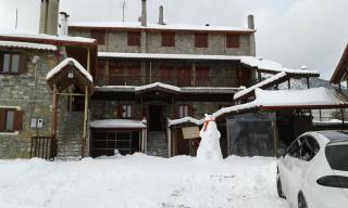 Country House Apartments and Suites Εξοχικό - Palaios Agios Athanasios - 9