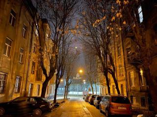 V&O WhiteChocolateApt 800 m to Opera - Lviv - 3