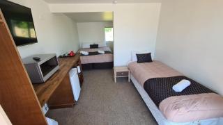 Woodstock Hotel - Hokitika - 9