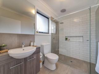 Merchant's Court, Quiet and Central 3 bedroom townhouse - Wangaratta - 1