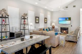 Poolside Paradise - Port Aransas - 5