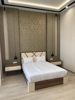 Luxury Penthouse With Incredible View - 8