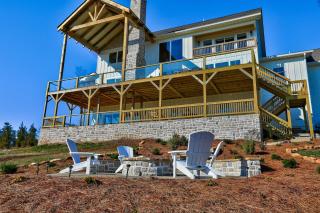 Modern Mountain Lakeside Retreat - Blairsville - 5