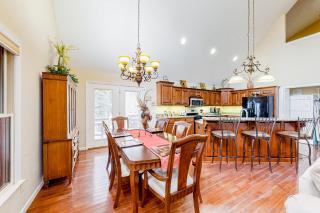 Hillcrest Hideaway - Hiawassee - 4