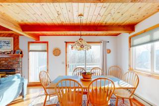 Snow Country Home - Wilmington - 8