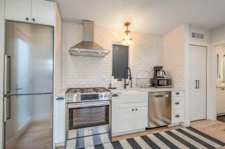 Magnolia Cottage - 2