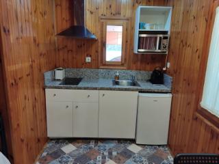 Bungalow con piscina en camping privado cerca de la playa de Torre del Mar Ideal familias - Vélez-Málaga - 3