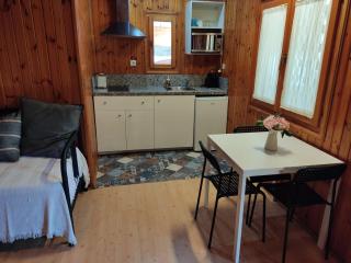 Bungalow con piscina en camping privado cerca de la playa de Torre del Mar Ideal familias - Vélez-Málaga - 5