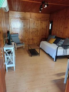 Bungalow con piscina en camping privado cerca de la playa de Torre del Mar Ideal familias - Vélez-Málaga - 8