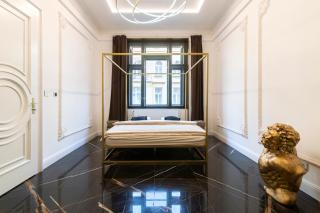 Antique Glam Apartment in Old Town Prague - Prague - 4