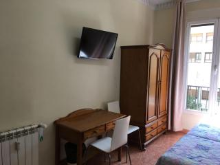 Hostal Retiro - Madrid - 7