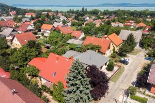 Árnyas Vendégház , Lila akác apartman - Balatonboglár - 0