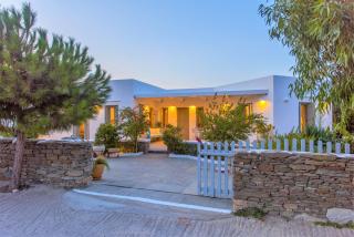 Villa Arades Sifnos with Private Pool - 1