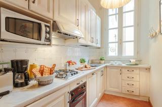 Casa San Giovanni, Romantic LUCCA apartment With View Over a Church - 6