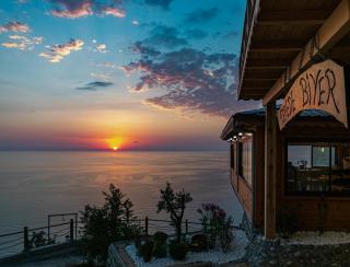Tepedebiyer Restoran & Bungalov ( Dağ Evi ) - Ardeşen - 0