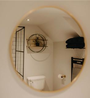 Luxury countryside cottage getaway with wood fired hot tub - Gransha - 1