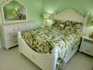 Breathtaking Villa At The Crest - Richmond - 7