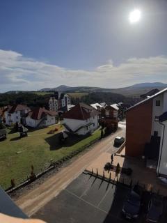 Narcis 17 - novonamesteni apartman sa prelepim pogledom na Tornik - 3