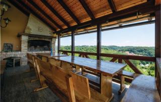 One-Bedroom Holiday Home In Hrnjanec - 9