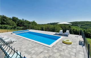 Three-Bedroom Holiday Home In Durdevac - 3