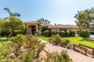 Mesa Mansion - Beautiful Pool, Hot Tub - Sleeps 32 - Mesa - 6