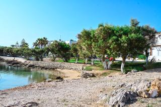 Beachfront Bocamviglies Rooms - Naoussa Bespoke View - Naousa - 2