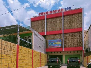 RedDoorz @ Jalan Kolonel Haji Burlian Palembang 2 - Talang Kelapa - 3