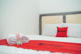 RedDoorz near Bundaran Ciceri - Kumprung - 3