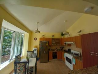 Las Brisas, Juan Dolio, 3br, 3 Pools, Jacuzzi, Beach, Golf, Polo - San Pedro de Macorís - 4