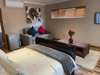 Thokomala Guest House - Germiston - 3