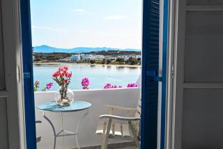 Beachfront Bocamviglies Rooms - Naoussa Bespoke View - Naousa - 7