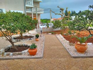 Jakov one bedroom apartment Sucuraj - 8