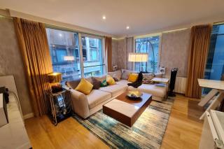 Stylish and Modern 1 Bedroom Apartment in Farringdon - London - 0